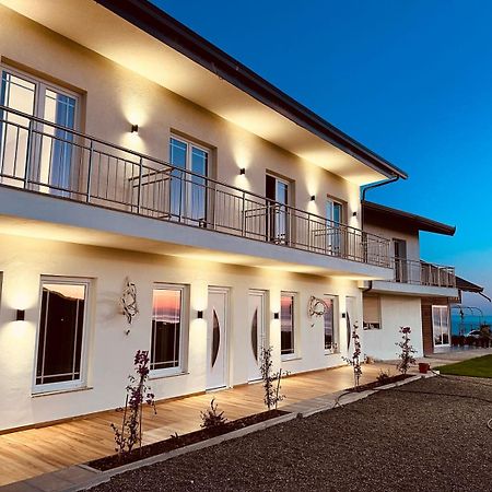 Sol Apartments Gjiri Lalzit Драч Екстериор снимка