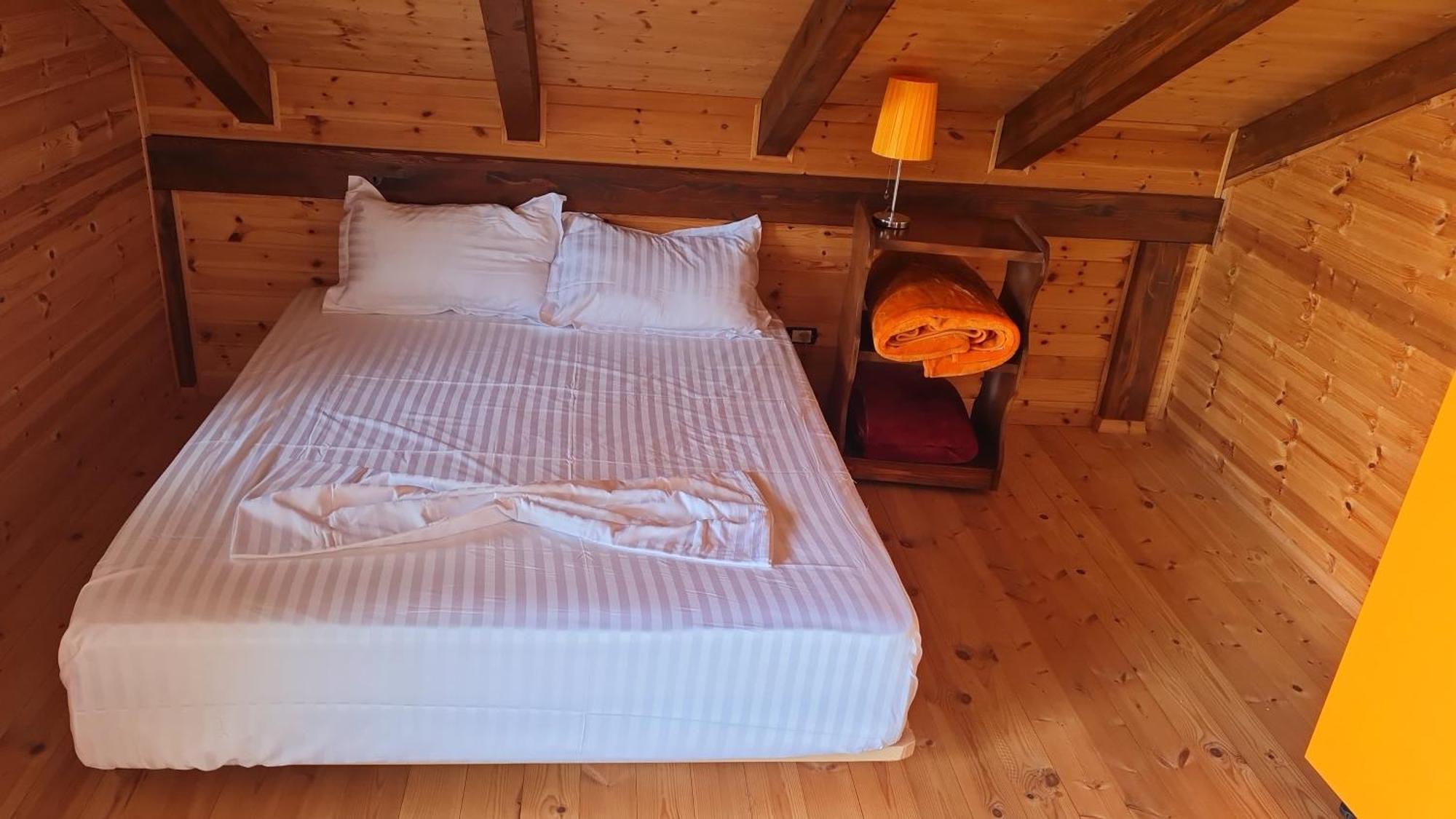 Sol Apartments Gjiri Lalzit Драч Екстериор снимка