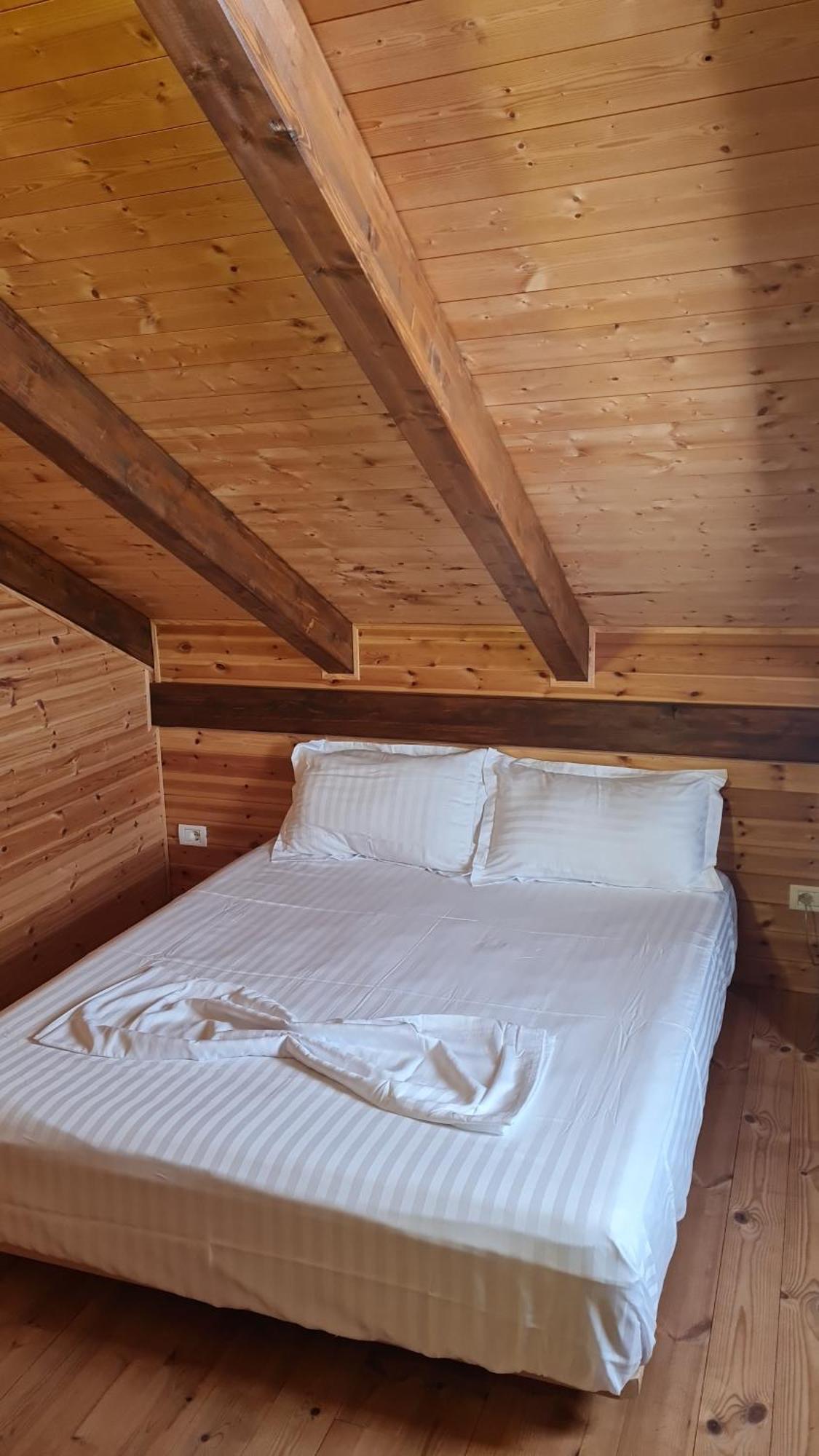 Sol Apartments Gjiri Lalzit Драч Екстериор снимка