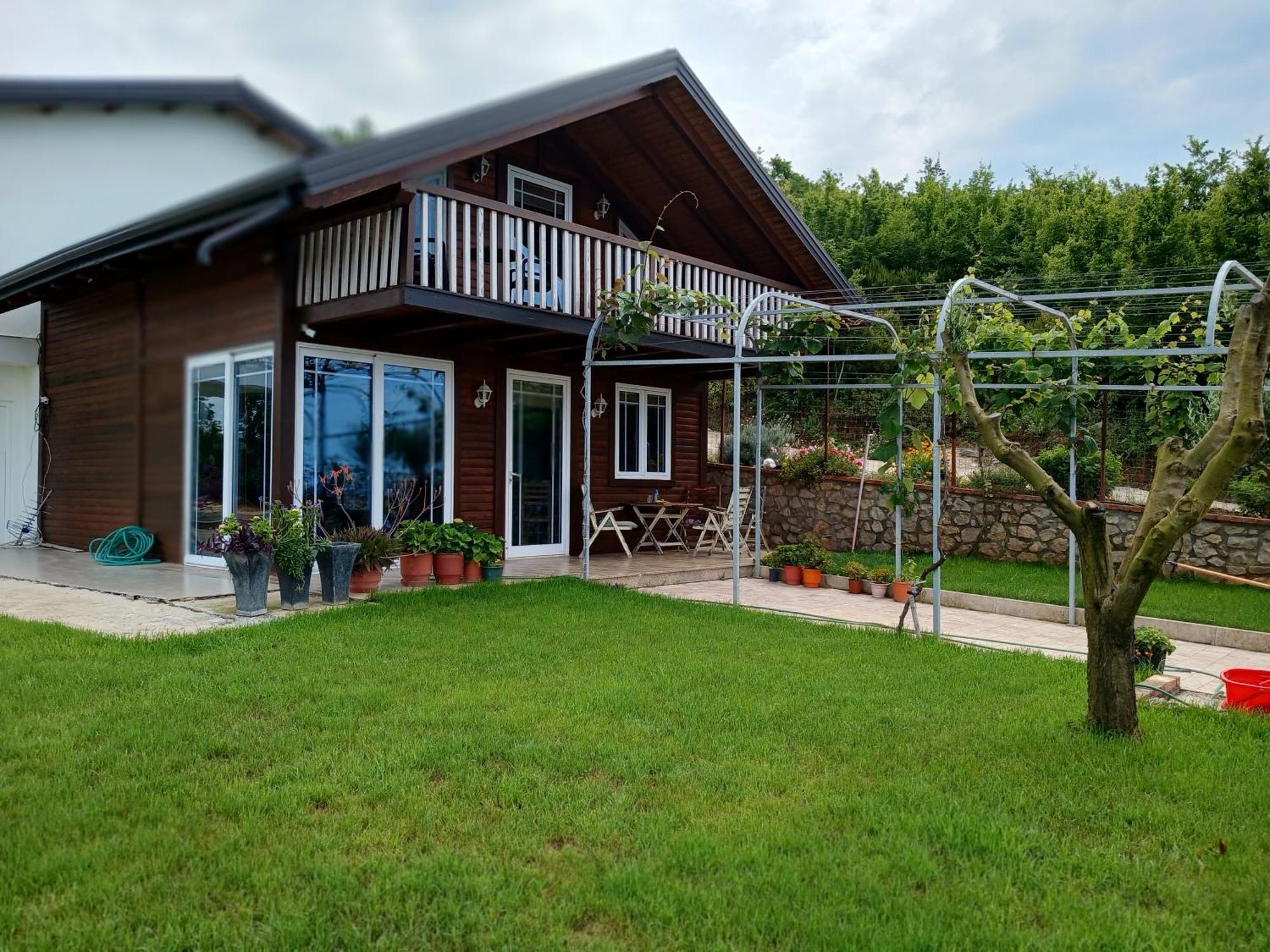 Sol Apartments Gjiri Lalzit Драч Екстериор снимка